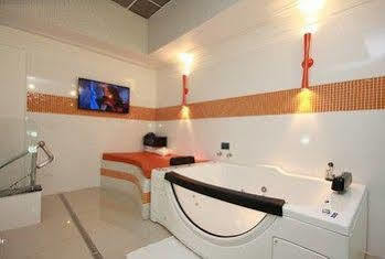 Motel Replay Guarulhos Adults Only المظهر الخارجي الصورة
